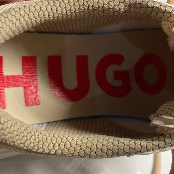 NWOT Hugo Women’s Runners Size 37 Fits 7 Leon Trainers Lace Ups Tan Cream Fabric - Picture 10 of 13